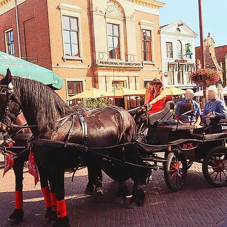 Stacaravan Op De Paardenboerderij Sneek Exteriör bild
